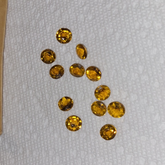 Round Topaz Doublet - Picture 2 of 2